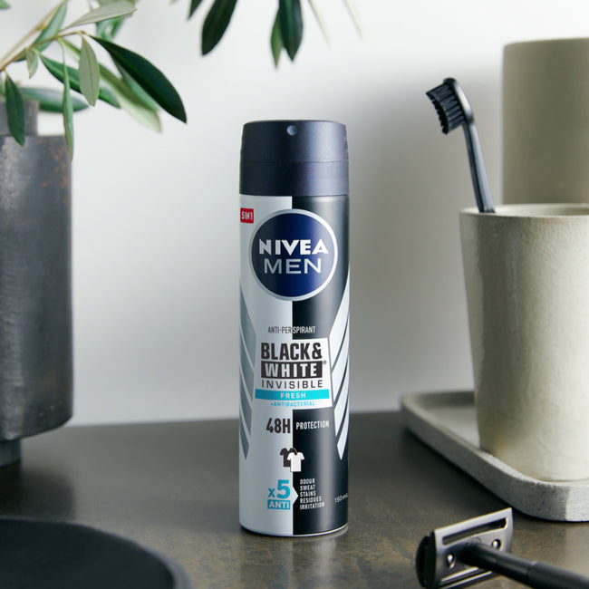 Nivea Men Black&White Invisible Fresh antyperspirant spray 150ml