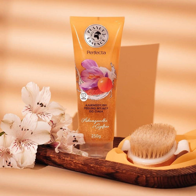 Perfecta Planet Essence ajurwedyjski peeling myjący do ciała Ashwagandha i Szafran 250ml