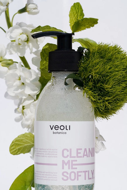 Veoli Botanica Cleaning Me Softly nawilżająco-łagodzący żel do mycia twarzy 190ml