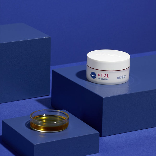 Nivea Vital Przeciwzmarszczkowy odżywczy krem na dzień SPF15 50ml