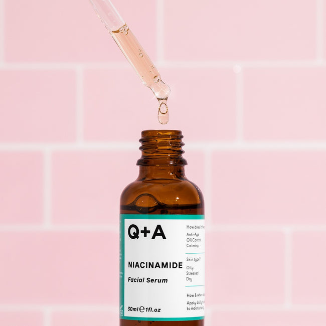 Q+A Niacinamide Facial Serum równoważące serum do twarzy z niacynamidem 30ml