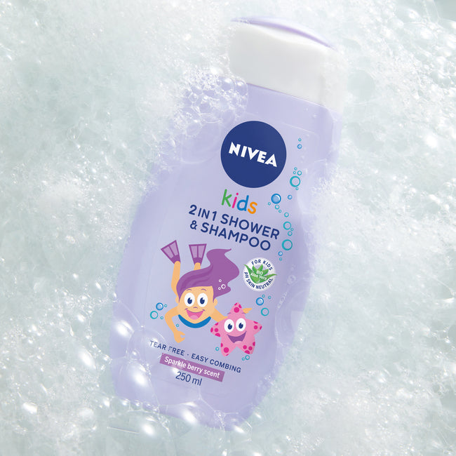 Nivea Kids żel do mycia ciała 2w1 o zapachu owocowych żelków 500ml