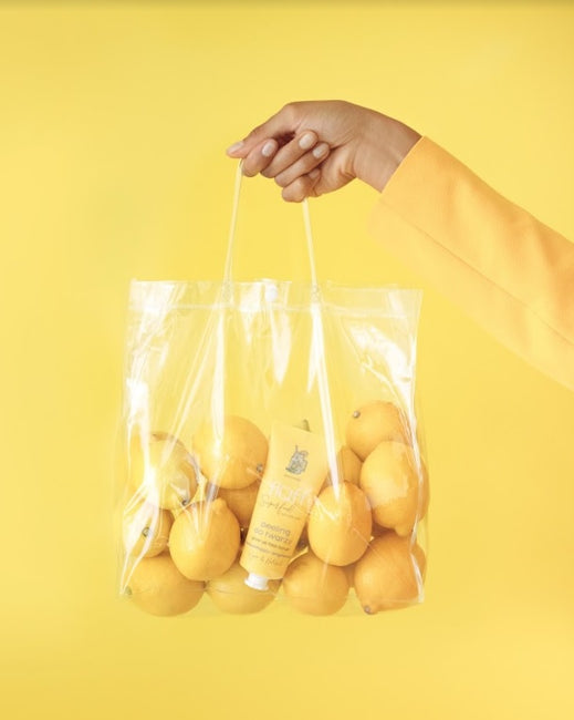 Fluff Glow Up Face Scrub rozświetlający peeling do twarzy Lemoniada 75ml