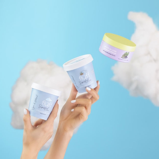 Fluff Superfood Body Cloud Illuminating rozświetlająca chmurka do ciała 150g