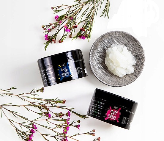 APIS Night Fever oczyszczający peeling do ciała dłoni i stóp 250g