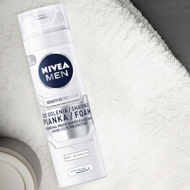 Nivea Men Sensitive Premium zestaw żel pod prysznic 250ml + antyperspirant roll-on 50ml + balsam po goleniu 100ml + pianka do golenia 200ml
