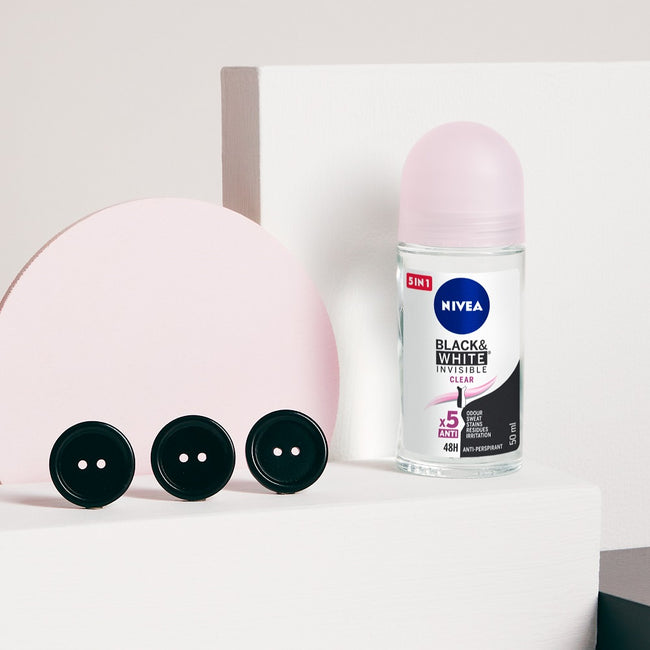 Nivea Soft Care zestaw pielęgnujący żel pod prysznic 250ml + antyperspirant roll-on 50ml