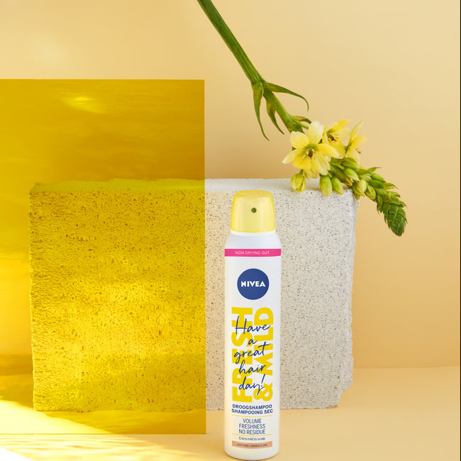 Nivea Fresh Revive suchy szampon dla blondynek 200ml