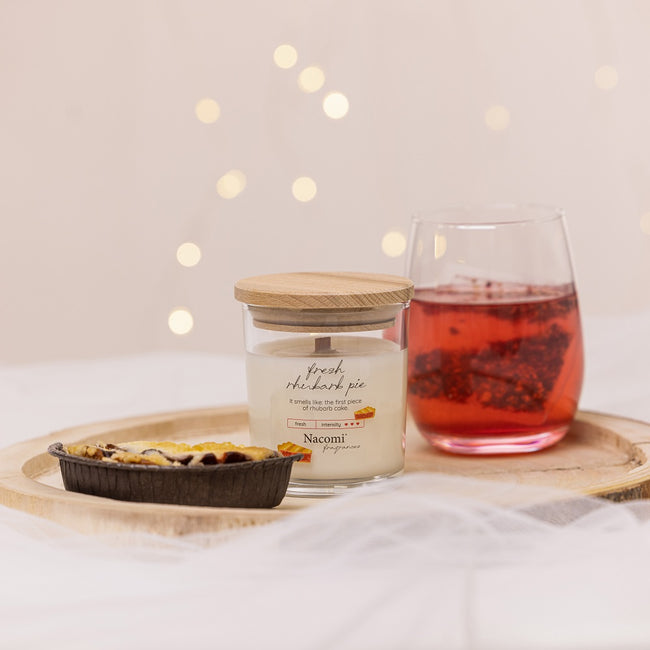Nacomi Świeca sojowa Fresh Rhubarb Pie 140g
