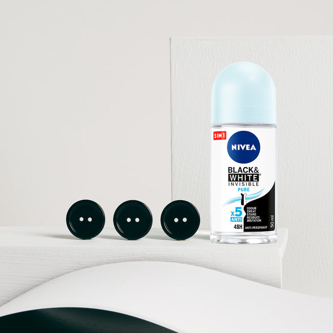Nivea Black&White Invisible Pure antyperspirant w kulce 50ml