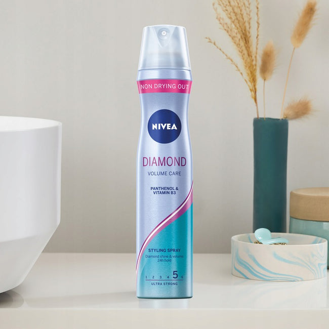 Nivea Diamond Volume Care lakier do włosów 250ml