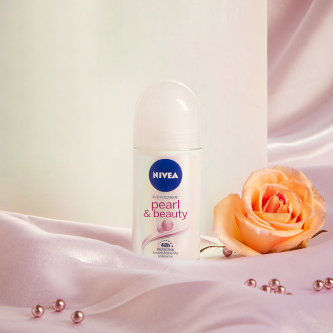 Nivea Pearl & Beauty antyperspirant w kulce 50ml