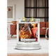 Kringle Candle Średnia świeca zapachowa z dwoma knotami Cognac & Leather 411g