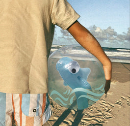 Sunnylife Shark Tribe dmuchana piłka plażowa 3D Khaki