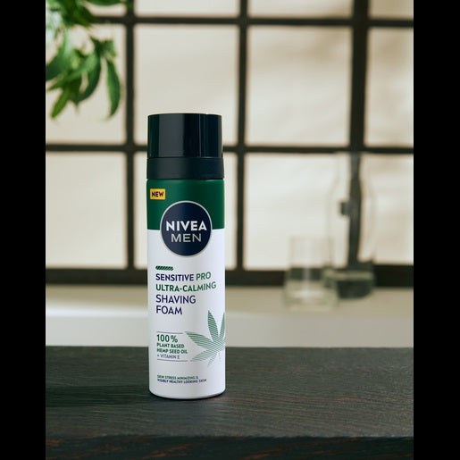 Nivea Men Sensitive Pro Ultra-Calming zestaw balsam po goleniu 100ml + pianka do golenia 200ml + krem nawilżający 75ml
