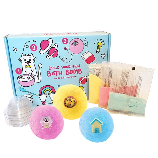 Bomb Cosmetics Build Your Own Bath Bomb zestaw rękawiczki 1 para + pipetka + soda oczyszczona 3szt + kwas cytrynowy 3szt + foremki 6szt + dekoracje 6szt