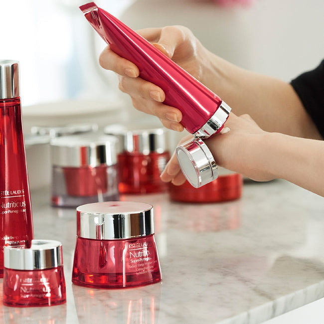 Estée Lauder Nutritious Super-Pomegranate Radiant Energy 2-in-1 Cleansing Foam pianka oczyszczająca 2w1 125ml