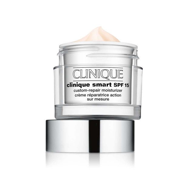 Clinique Smart™ Custom-Repair Moisturizer SPF 15 beztłuszczowy krem nawilżający z filtrem przeciwsłonecznym do cery bardzo suchej 50ml